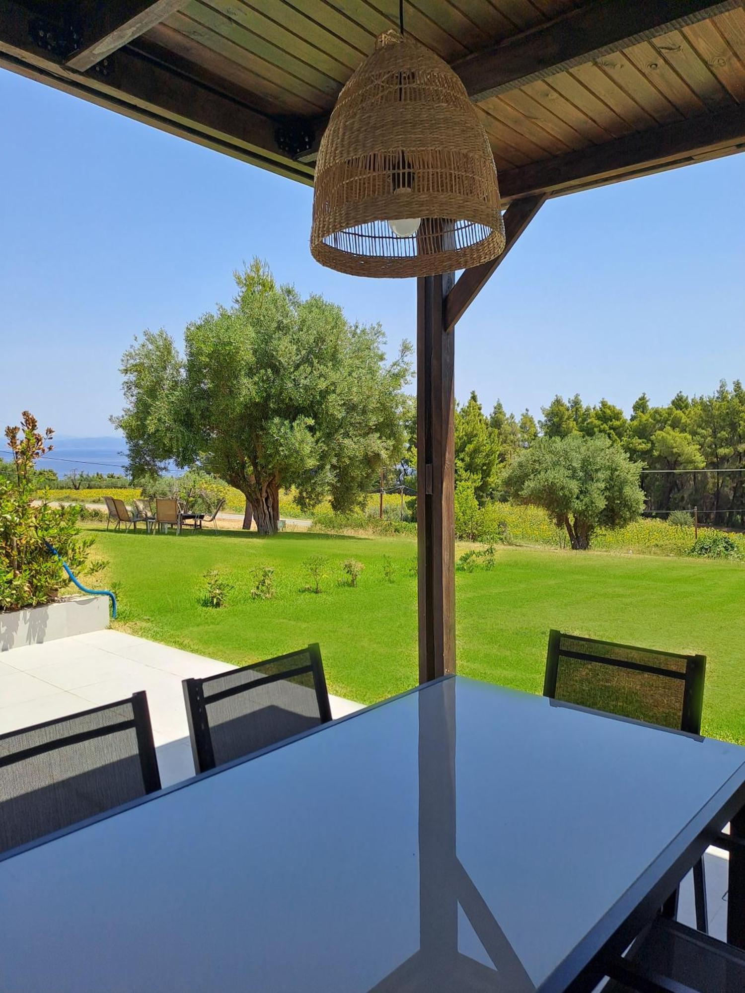 Tessera - Exclusive Stylish Maisonette In